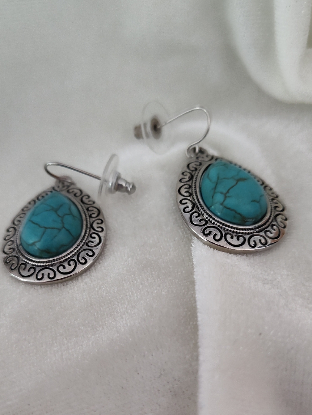 Turquoise Teardrop Dangle Earrings with Ornate Silver-Tone Frame